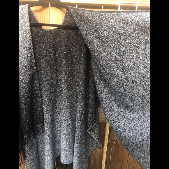 Grey and silver ombré Cape with black fringe  one-size fits most - Picture 3 of 4